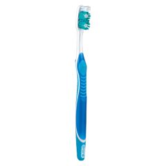 Oral-B Vivid Whitening Manual Toothbrush 35 Soft